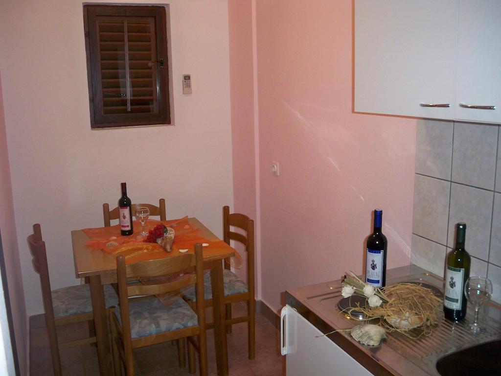 Guesthouse Lucic Оребич Номер фото