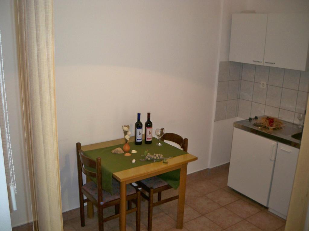 Guesthouse Lucic Оребич Номер фото